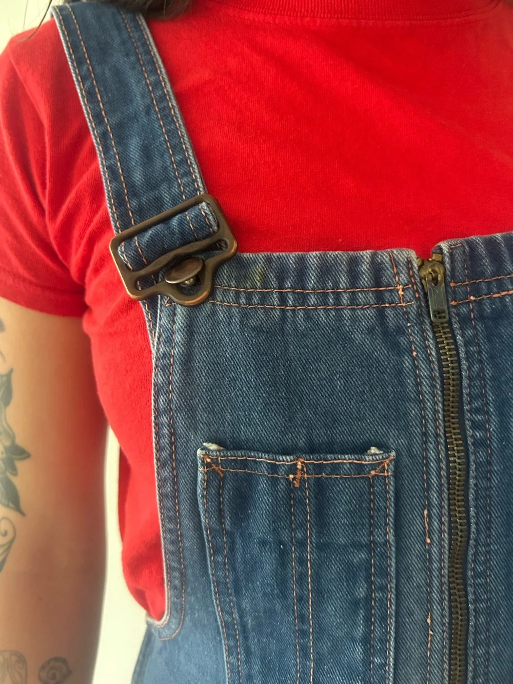 VINTAGE 70s Denim bell bottom overalls - Picture 4 of 16